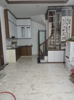 Cực Hiếm. Bán nhà phố Dương Văn Bé 35m2 x 5 tầng, ngõ nông, gần phố giá chỉ 3.6 tỷ.