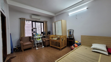 NHÀ ĐẸP NGỌC THUỴ- Ô TÔ ĐỖ CỬA GỌI NGAY TRƯỚC KHI TÔI BÁN XONG: HOT LINE/ ZALO:  -  MR THÀNH
