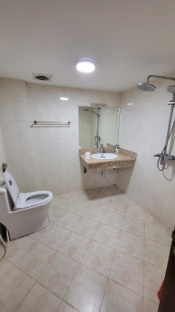 NHÀ ĐẸP NGỌC THUỴ- Ô TÔ ĐỖ CỬA GỌI NGAY TRƯỚC KHI TÔI BÁN XONG: HOT LINE/ ZALO:  -  MR THÀNH