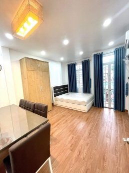 MỘT CĂN DUY NHẤT-GIÁP QUẬN 1-GẦN MẶT TIỀN-ĐỐI DIỆN SÀI GÒN PEARL NGUYỄN HỮU CẢNH -NHỈNH 3 TỶ
