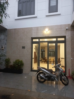 Bán Nhà 2MT hẻm 6m Bờ Bao Tân Thắng Q.TP 5.3x16m Giá 11,8 tỷ