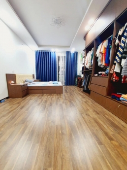 BÁN NHÀ PHỐ THANH NHÀN: 42M2, 5 TẦNG, MT 3.8M. Ô TÔ ĐỖ 10M, 3 GÁC ĐI VÀO. NHỈNH 3 TỶ