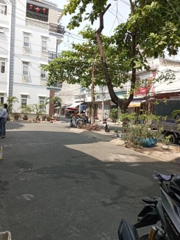 Bán Gấp Nhà Mặt Tiền Đường Đỗ Nhuận, Quận Tân Phú,4 Tầng Kiên Cố, Nhà Đẹp Hiện Đại, Tiện Kinh Doanh