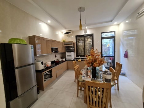 Bán nhà Võ Thị Sáu, Hai Bà Trưng, phân lô, Ô tô, an sinh đỉnh, 60m x 4T giá 9.69 tỷ