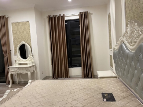 Bán nhà MP Trần Khát Chân, vỉa hè, ô tô ,KD, 70m, MT 4.8m, chỉ 11 tỷ.