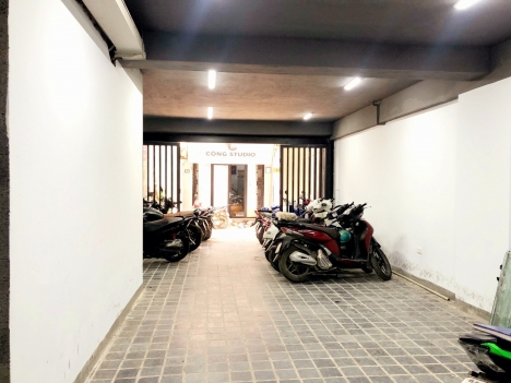 BÁN NHÀ PHỐ THÁI HÀ, 8 TẦNG THANG MÁY PHỐ THÁI HÀ, Ô TÔ ĐỖ CỬA, DÒNG TIỀN KHỦNG