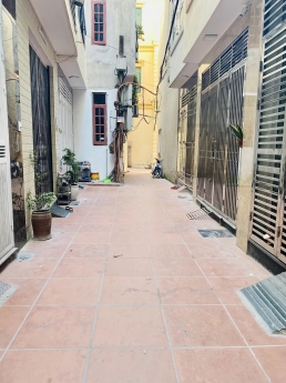 CẦN BÁN GẤP - NHÀ ĐẸP - XUÂN ĐỈNH - 30M2 - NHỈNH 3 TỶ