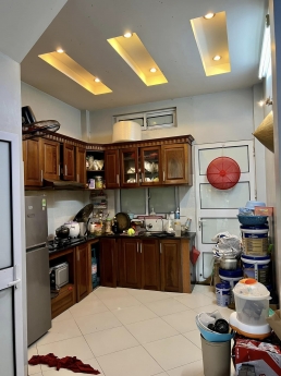 CẦN TIỀN BÁN GẤP NHÀ PHÂN LÔ, OTO ĐỖ CỬA NGÀY ĐÊM, KINH DOANH, NHÀ ĐẸP Ở NGAY, DT35M, 4 TẦNG