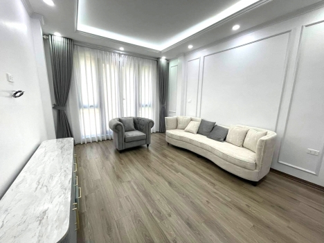BÁN NHÀ ĐẬP HỘP BỒ ĐỀ, GẦN PHỐ, THANG MÁY, AN SINH, NHIỀU TIỆN ÍCH, 52M2x4.1M