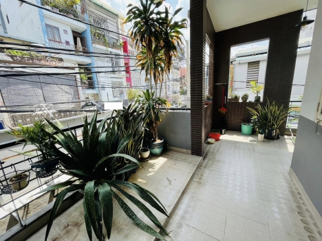 Bán Gấp Nhà Mặt Tiền Bành Văn Trân, Phường 7, Tân Bình, 6,4m x 20m, 3 Tầng Kiên Cố, Kinh Doanh Đỉnh