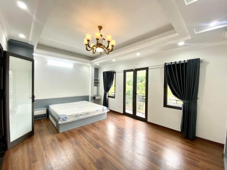 CHỦ CẦN BÁN GẤP PHÂN LÔ Ô TÔ TRÁNH 2 VỈA HÈ THANG MÁY GARA Ở HOẶC KINH DOANH VĂN PHÒNG
Phúc Lợi