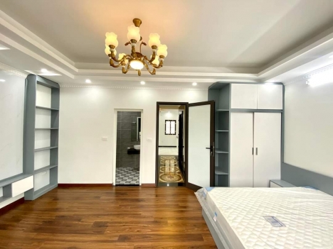 CHỦ CẦN BÁN GẤP PHÂN LÔ Ô TÔ TRÁNH 2 VỈA HÈ THANG MÁY GARA Ở HOẶC KINH DOANH VĂN PHÒNG
Phúc Lợi