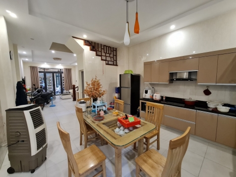 Bán nhà Võ Thị Sáu, Hai Bà Trưng, phân lô, Ô tô, an sinh đỉnh, 60m x 4T giá 9.69 tỷ