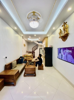 CẦN BÁN GẤP - NHÀ ĐẸP - XUÂN ĐỈNH - 30M2 - NHỈNH 3 TỶ