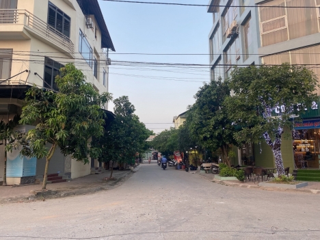 chính chủ thanh khoản nhanh 90,8m Thị Trấn -Quang Minh - Mê Linh . khu đát đấu giá dịch vụ
