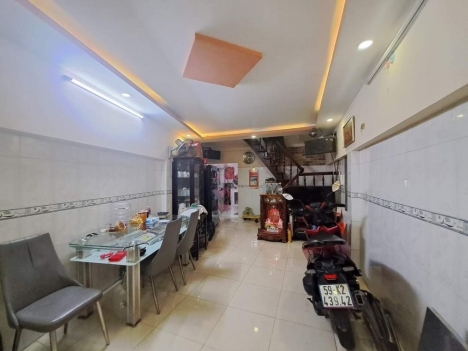 Nhà bán 385B Hậu Giang 61m2 Phường 11 Quận 6 chỉ 3.7 tỷ