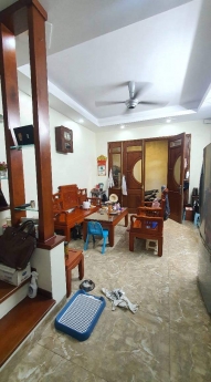 Cực phẩm nhà đẹp gần Ngoại Giao Đoàn ngõ 205 Xuân Đỉnh, oto đỗ cửa, 32m2, MT 3.9m