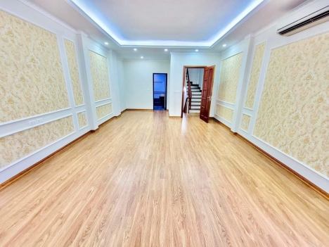 Nguyễn Khánh Toàn, Cầu Giấy 50m2 x 7 tầng, ô tô tránh, kinh doanh giá 11.8 tỷ