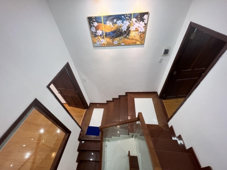 Vip Lê Trọng Tấn, Tân Phú, 3 Tầng, Hẻm Xe Hơi, 60m2 , Nhỉnh 5 Ty.