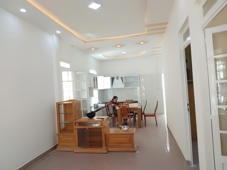 Cần bán gấp Nhà mặt tiền đường Trần Anh Tông, Đà Lạt 110m2 giá 3.5 tỷ