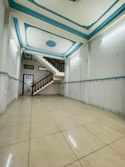 BÁN NHÀ MT NGUYỄN VĂN KHỐI P.11 GÒ VẤP KINH DOANH SẦM UẤT GẦN NGÃ 3 ĐƯỜNG SỐ 08