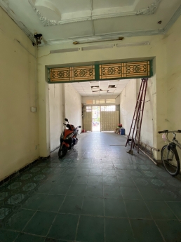 MT Trường Chinh Q.Tân Bình. Nở hậu, ngang gần 5m nở hậu dài là không tưởng hiếm có.