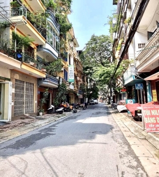 ĐẲNG CẤP PHÂN LÔ - 70m2 MẶT NGÕ Ô TÔ TRÁNH - Ở HOẶC KINH DOANH BẤT CHẤP