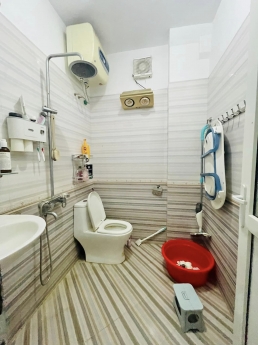 Bán nhà phố Hồng Mai, Hai Bà Trưng 45mx5Tx4PN giá 5.4 tỷ. LH