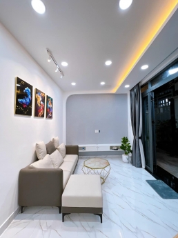 NHÀ MỚI, VỊ TRÍ ĐẸP, DT 30M2, CHỈ NHỈNH 4.3 TỶ TL