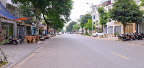 Bán nhà mặt đường KD KĐT Văn Phú Hà Đông 85m 5 T MT 5M 12 tỷ vỉa hè 5 ô tô tranh