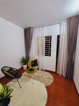 Nhà Nguyễn Trãi hiện đại full nội thất, DT30m x5 tầng, 3.5 tỷ.