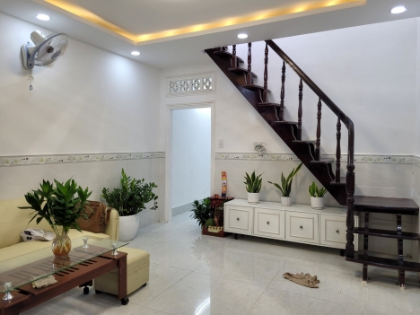 Chỉ 2ty3 Có Nhà 2 Tầng 3.9 x 9.3 Quang Trung P10 Gò Vấp-