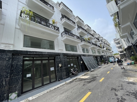 Chỉ 25tr/m2 sở hữu ngay nhà phố ven sông ngay trung tâm Quận 12. Với thiết kế Châu Âu sang trọng ,