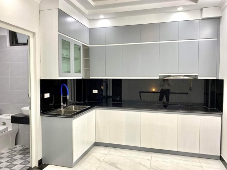CHỦ CẦN BÁN GẤP PHÂN LÔ Ô TÔ TRÁNH 2 VỈA HÈ THANG MÁY GARA Ở HOẶC KINH DOANH VĂN PHÒNG
Phúc Lợi