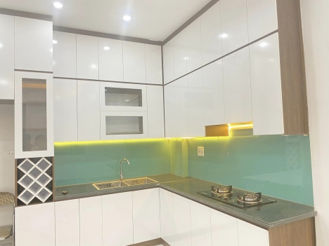 NHÀ ĐẸP PHỐ LẠC LONG QUÂN - XUÂN LA 45M2 5T GIÁ 5,1 TỶ - Ô TÔ CÁCH 20M