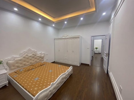 NHÀ  NGÃ TƯ SỞ- ĐẸP NHƯ CUNG ĐIỆN  - 4 TẦNG 5 NGỦ - TẶNG FULL NỘI THẤT VIP - KINH DOANH NHỎ - Ở
