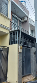 BÁN NHÀ NGAY  CHỢ THỦ ĐỨC XE HƠI ĐỖ CỬA 40M2, 2.8 TỶ