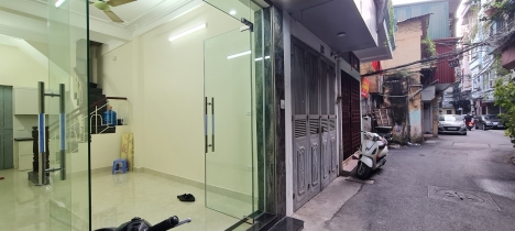 BÁN NHÀ BỒ ĐỀ - LONG BIÊN - DT 33 M2 - 5T - giá 3,1 tỷ - NHÀ MỚI PHÂN LÔ - Ô TÔ ĐỖ CỔNG