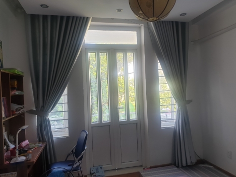 SIÊU PHẦM Nhà Ngọc Thụy 62mX5T dân xây Ôtô thông 5 tỷ trong đê
