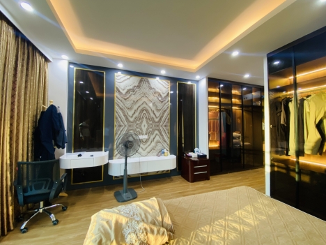 BÁN NHÀ PHỐ 8/3 , HAI BÀ TRƯNG, 58M2, 5 TẦNG, MẶT TIỀN 5M, NHÀ ĐẸP Ở LUÔN,