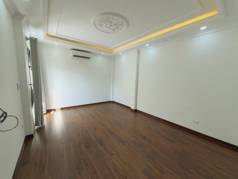 MẶT PHỐ Khương Thượng, Đống Đa, 30m, mặt tiền 4.8m, ô tô, kinh doanh bất chấp, nhỉnh 4 tỷ lh