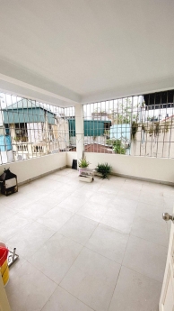 BÁN NHÀ PHỐ THỤY KHUÊ 35M2 5 TẦNG GIÁ 4,3 TỶ CÓ LÙI
