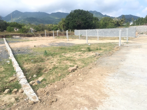 Bán Đất HXH Đường Hoàng Văn Thụ, TP Cam Ranh, Dt 10 x 20m , Giá Nhỉnh 1 Tỷ