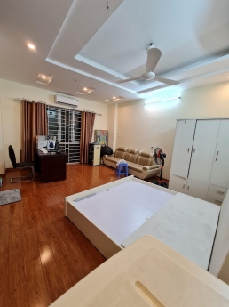 BÁN NHÀ PHỐ NGUYỄN AN NINH: 47M2, 5 TẦNG, 4 NGỦ, Ô TÔ ĐỖ CỬA. HƠN 5 TỶ