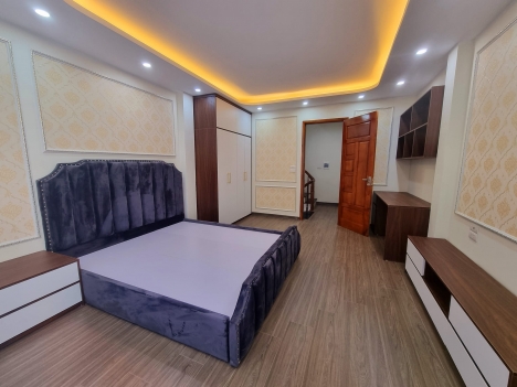 DUY NHẤT 1 CĂN MẶT PHỐ Khương Thượng, Đống Đa, 30m, mặt tiền 4.8m, ô tô, kinh doanh bất chấp, nhỉnh