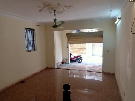 Bán nhà ngõ 488 phố Trần Cung 65m2 4 tầng cạnh Công viên Hòa Bình