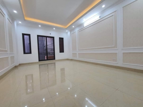 BÁN NHÀ CẦU GIẤY-NHÀ MỚI-NGÕ 3 GÁC-40m-NHỈNH 4TỶ
