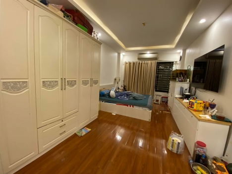 Minh Khai, lô góc, ngõ thông 48m2 ô tô qua cửa giá 4,2 tỷ.