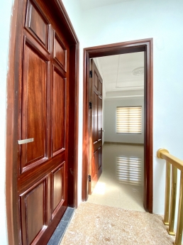 Nhà phố Ái Mộ, Lô góc, Ô tô tránh, kinh doanh, 6 tầng, giá chỉ 7,5 tỷ.