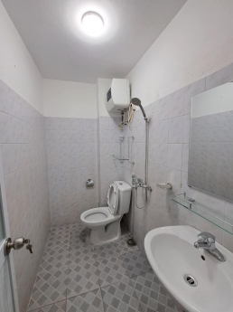 Bán Nhà 192 Lê Trọng Tấn- Thanh Xuân
Chỉ 4,4 tỷ có thương lượng
Phân Lô Quân Đội-40m ra Ngõ Oto